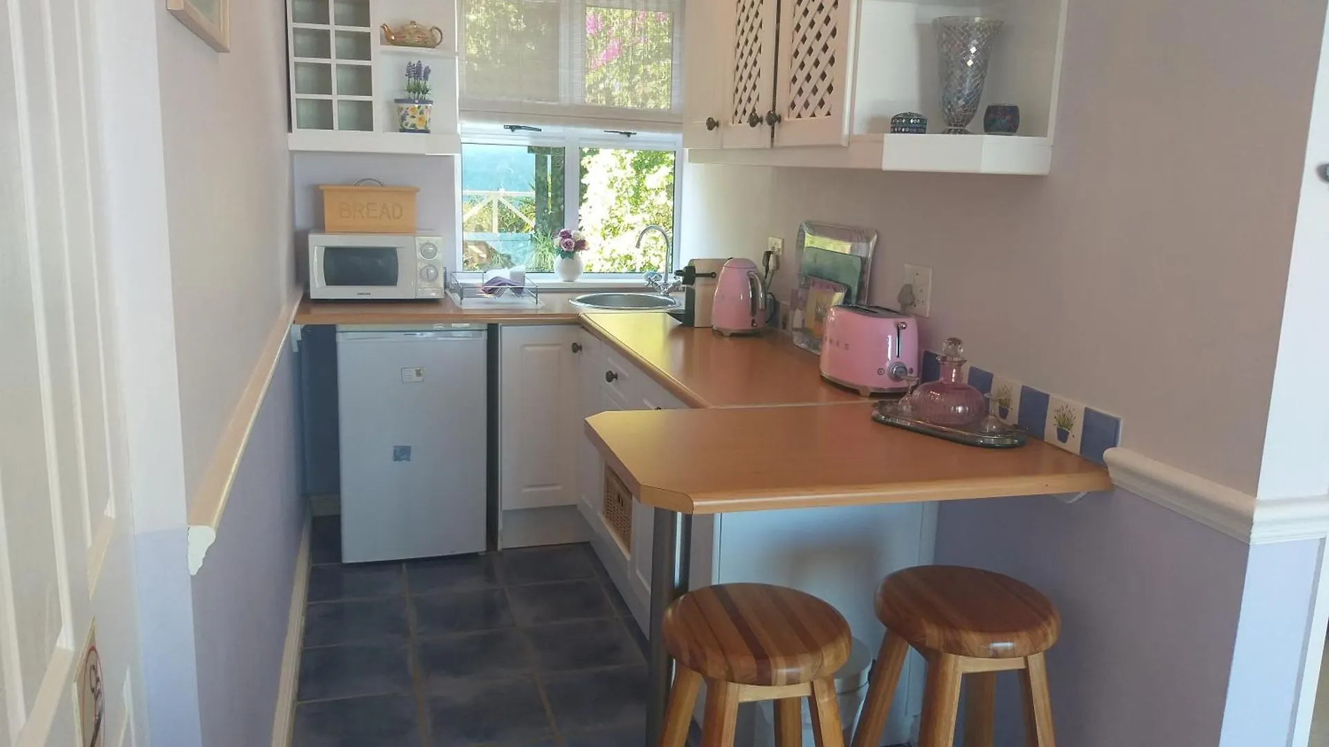 Cape Rose Cottage - Penthouse In Camps Bay Κέιπ Τάουν 4*,  Νότια Αφρική