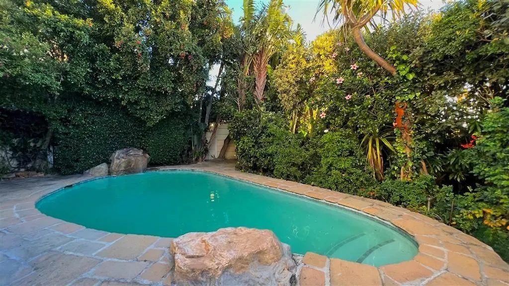 Cape Rose Cottage - Penthouse In Camps Bay Κέιπ Τάουν 4*,  Νότια Αφρική