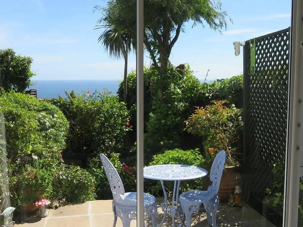 Cape Rose Cottage - Penthouse In Camps Bay Κέιπ Τάουν 4*,  Νότια Αφρική